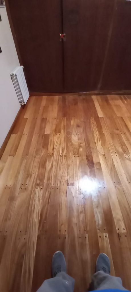 Reparación, pulido y plastificado